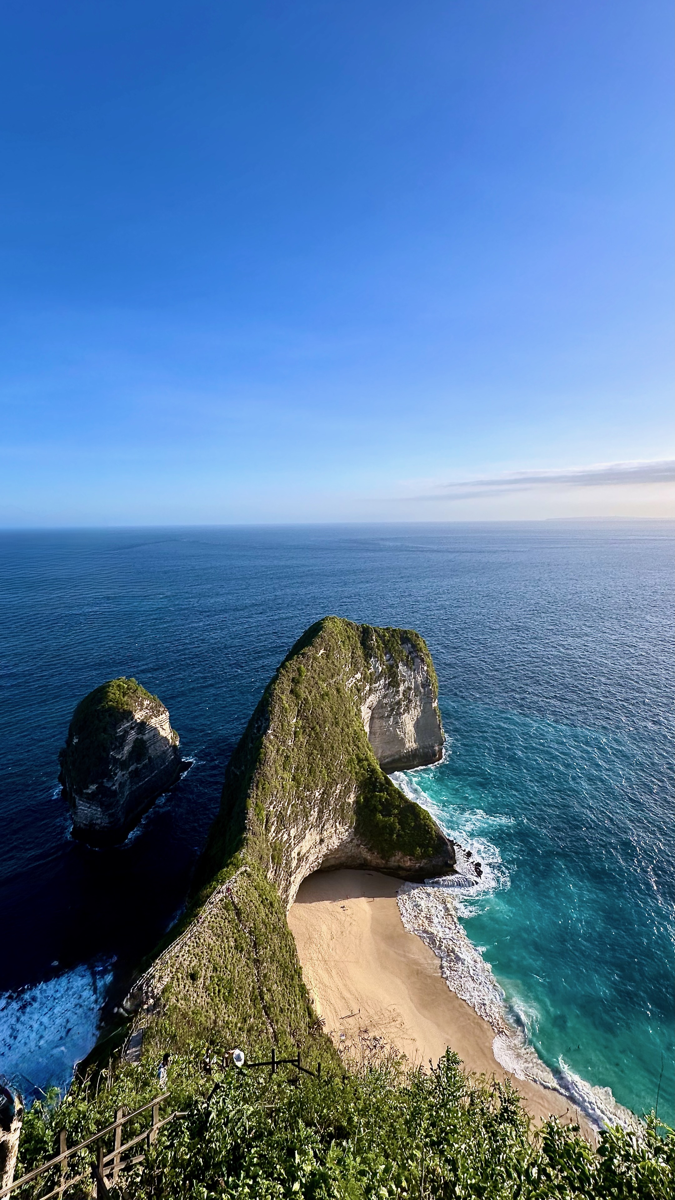 Kelingking Beach